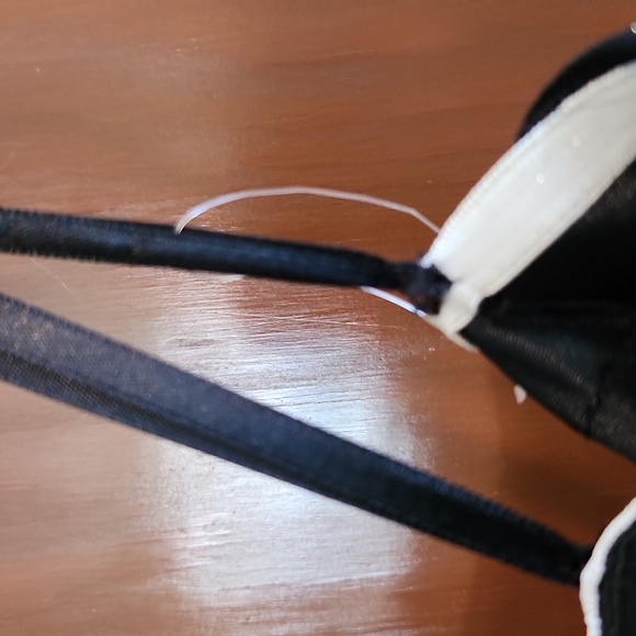 Stunning beaded dress - Picture 8 of 9